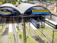 /album/fotogalerie-kralovstvi-zeleznic-expozice-a-prodejna/cd-railjet-a-lunety-hlavniho-nadrazi4-jpg/